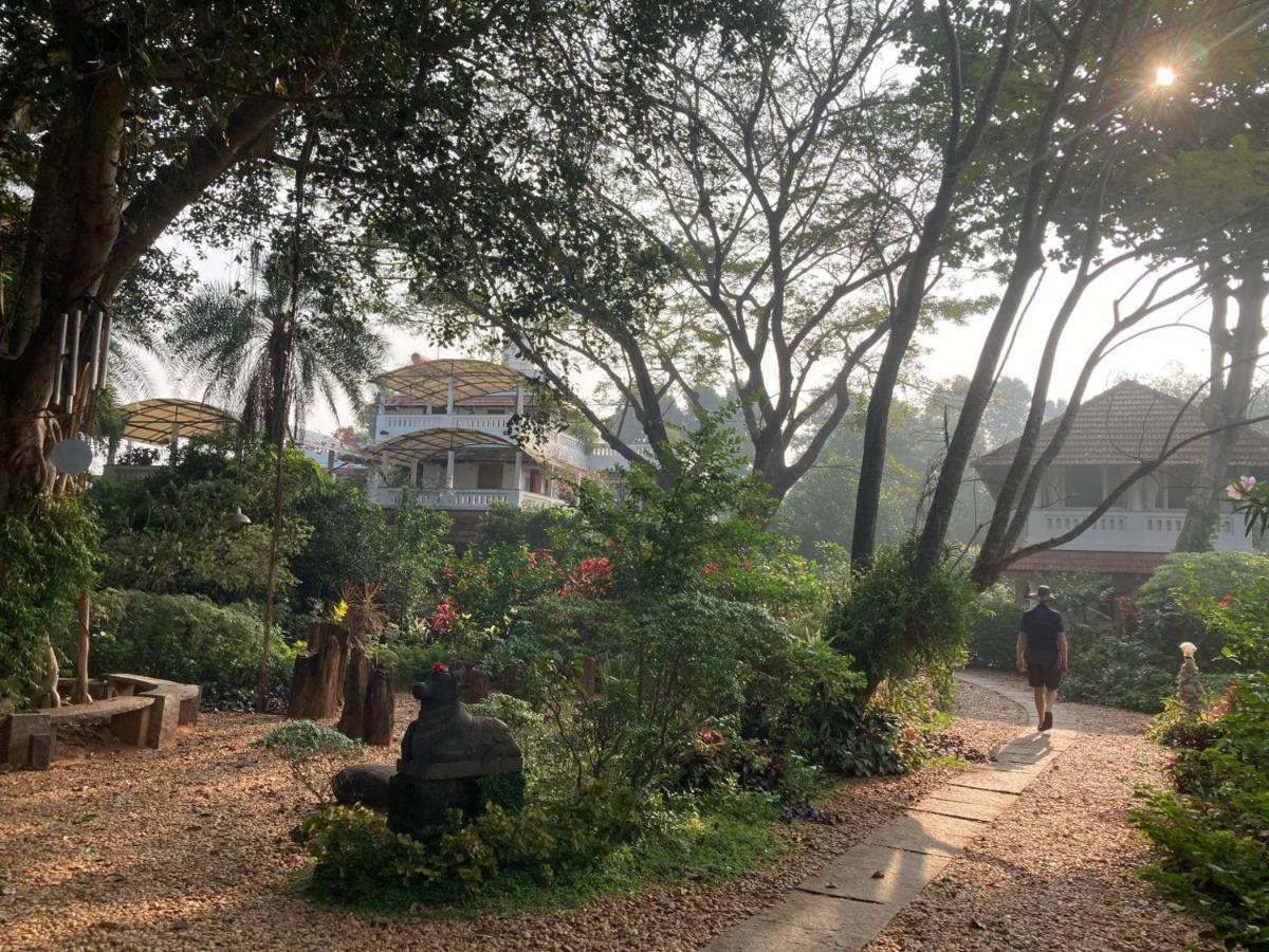 Gaia'S Garden Guest House Auroville Exterior foto